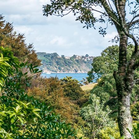 Treetop Retreat - Onetangi Holiday Home Экстерьер фото